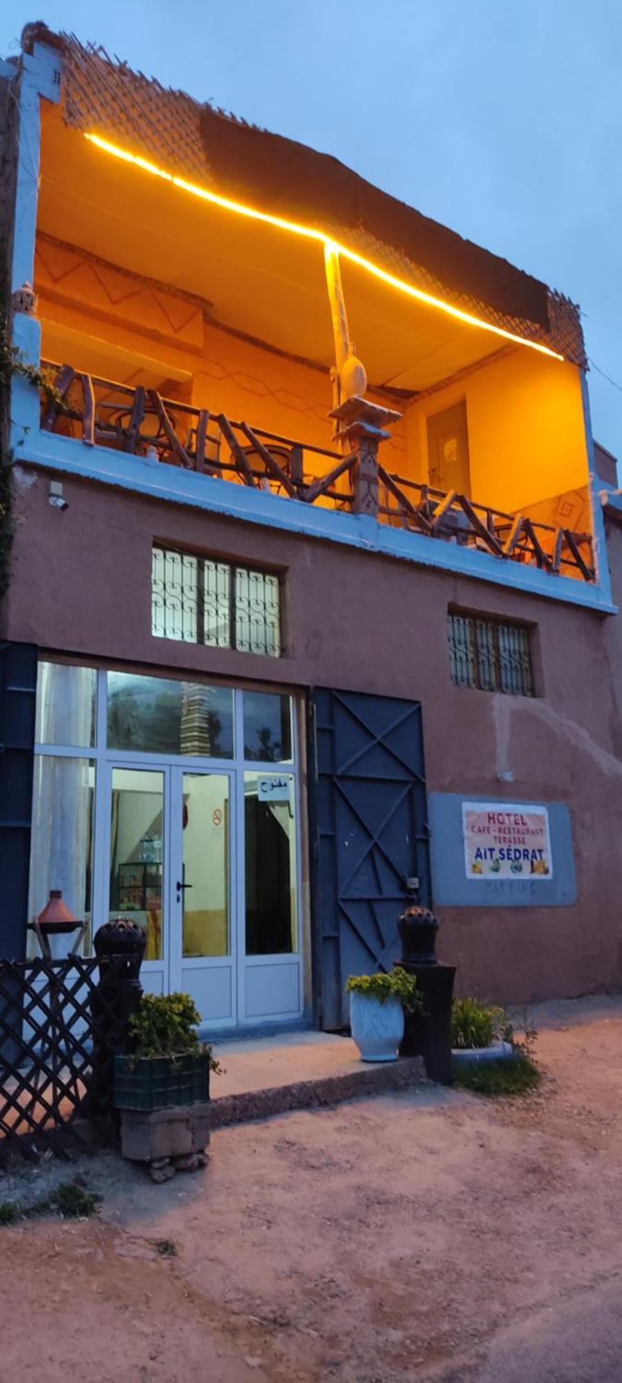 Hotel Restaurant Ait Saderat Boumalne Kültér fotó