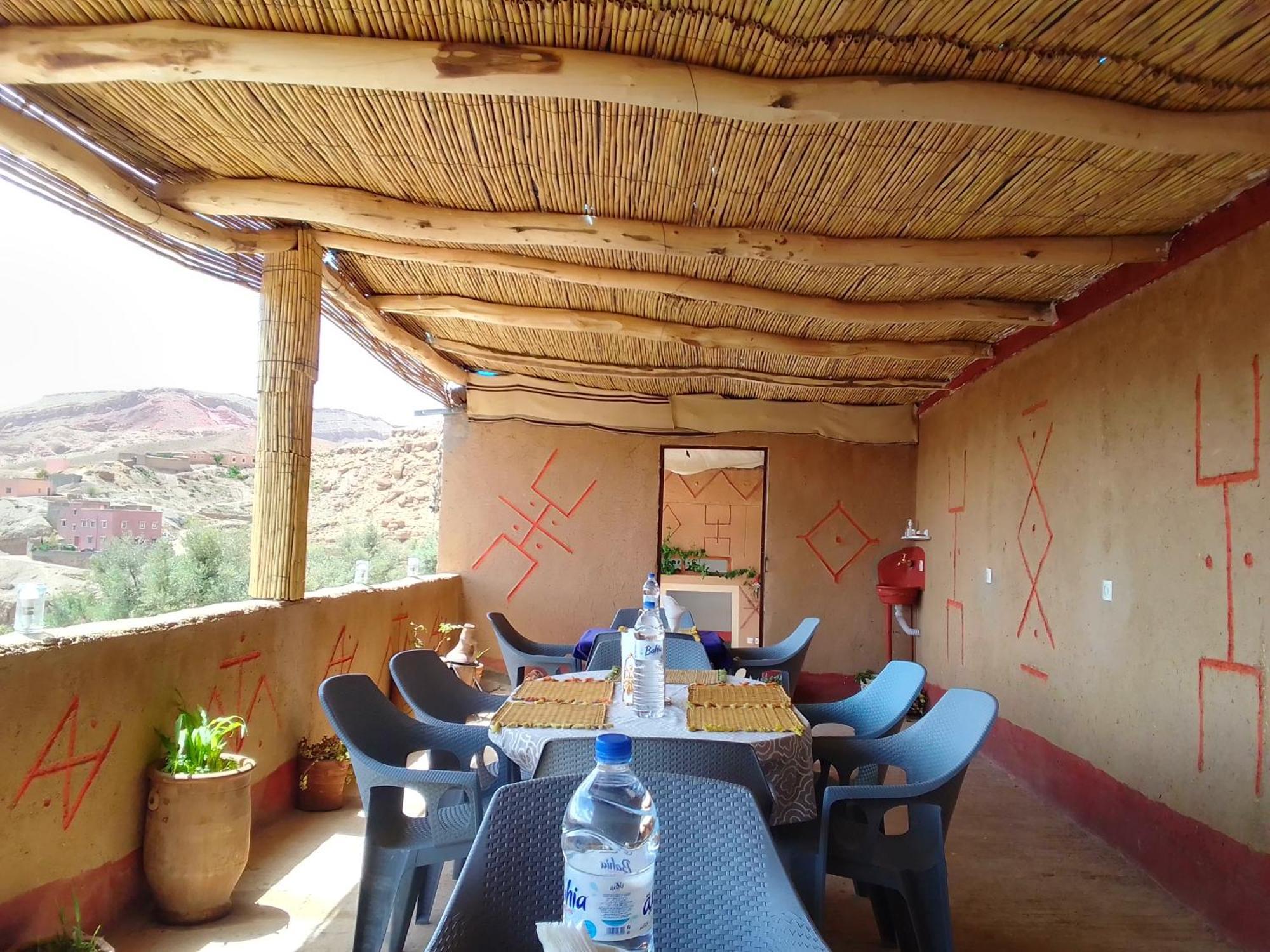 Hotel Restaurant Ait Saderat Boumalne Kültér fotó